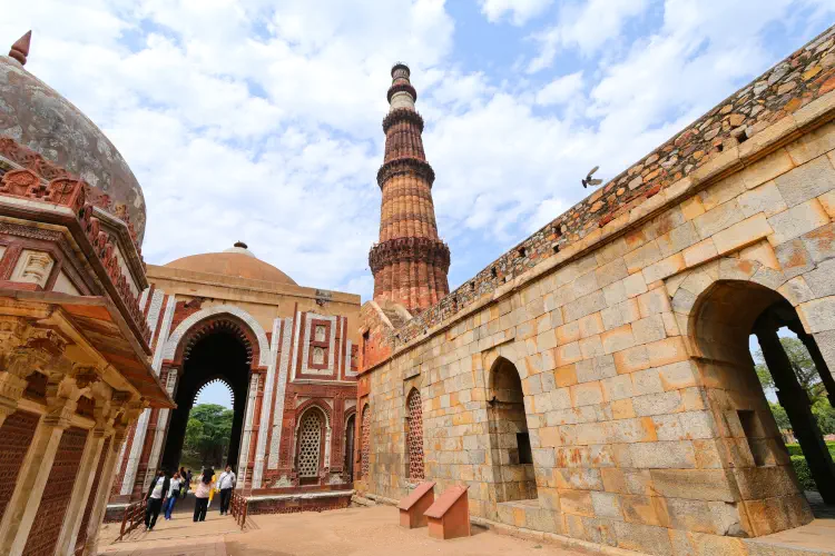 India, Delhi, Qutub Minar