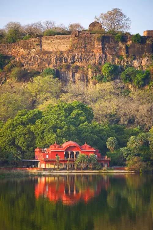 India, Ranthambore National Park, Jogi Mahal and Ranthambore Fort