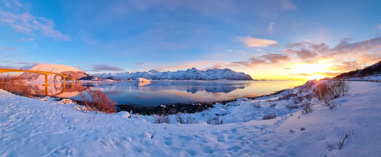 Norway, Barstrand kryss, Lofoten Islands