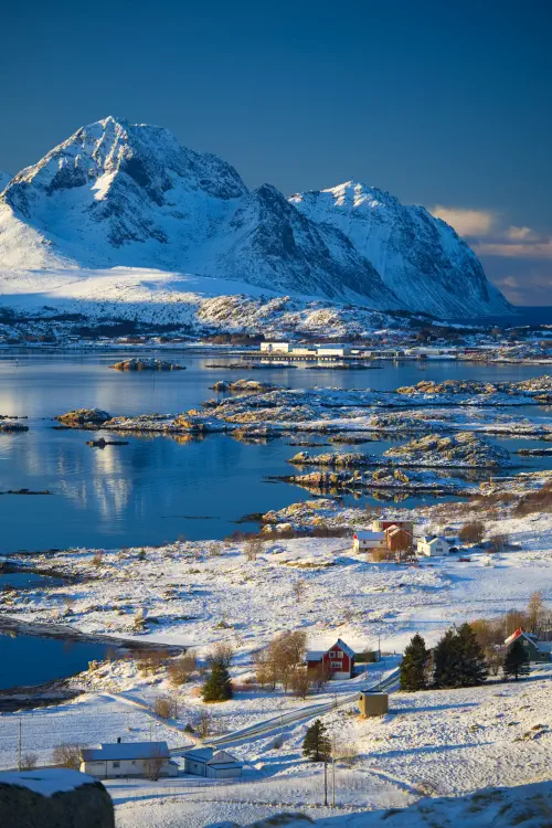 Norway, Leknes, Gudinnegrava viewpoint
