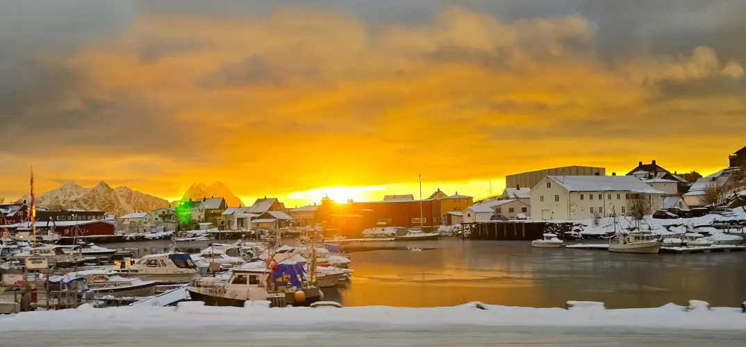 Norway, Svolvaer, Sunrise