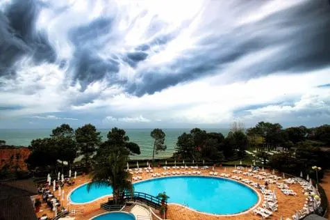 Portugal, Algarve, Praia da Falesia beach